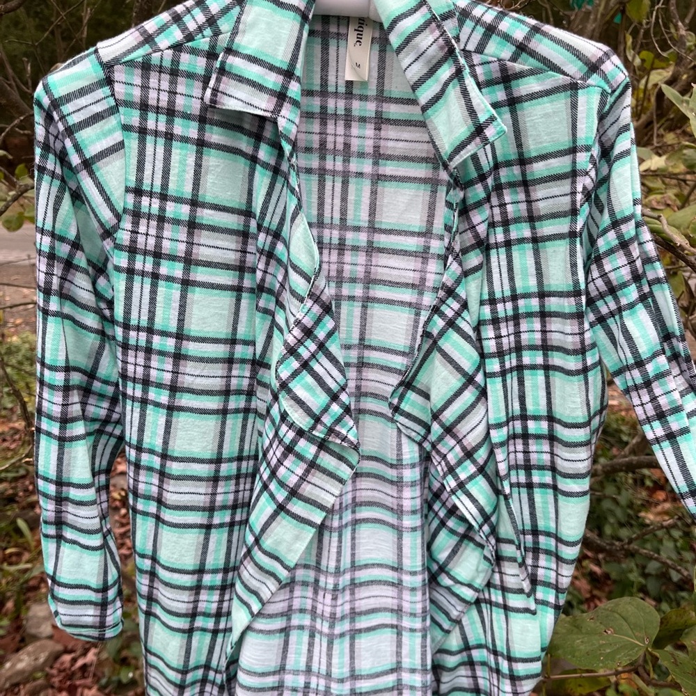 Plaid Open Front Blouse - Green
